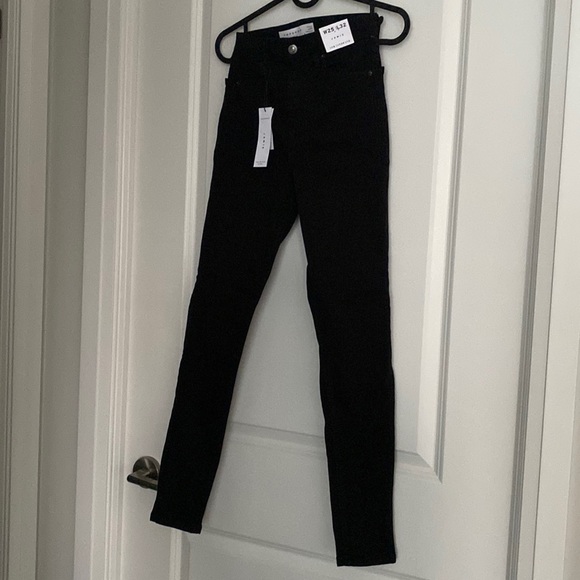 BNWT Topshop Jamie Highwaisted Jeans - Picture 1 of 2